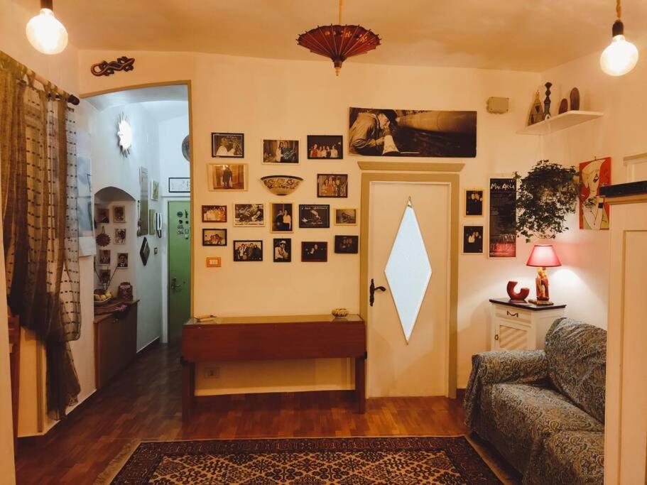 Casa Vacanza-Donnamalia Napoli Centro Storico Villa Buitenkant foto